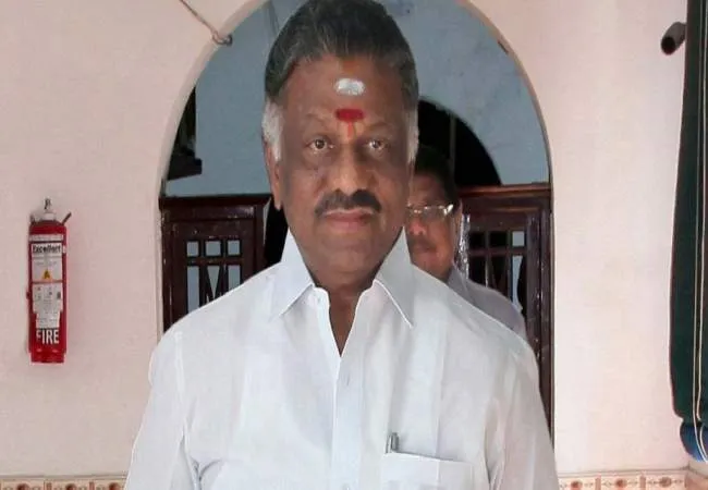 tamilnadu deputy cm opaneerselvam arrived at salem 